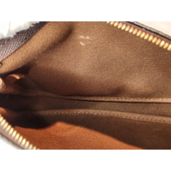 Louis Vuitton Pochette Accessoires Monogram LV Shoulder Bag Vintage Y2K Style - Picture 13 of 15